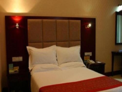 Imagen general del Hotel Zhengzhou Airport. Foto 12