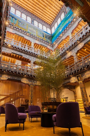 Imagen de los interiores del Hotel Zhiwa Ling Heritage. Foto 18