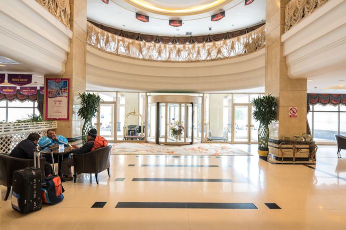 Imagen de los interiores del Hotel Zhongfayuan. Foto 18