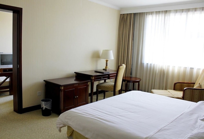 Imagen de la habitación del Hotel Zhonggong Plaza - Beijing. Foto 13