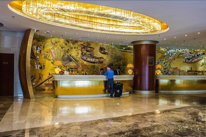 Imagen de los interiores del Hotel Zhonggu International Taicang. Foto 18