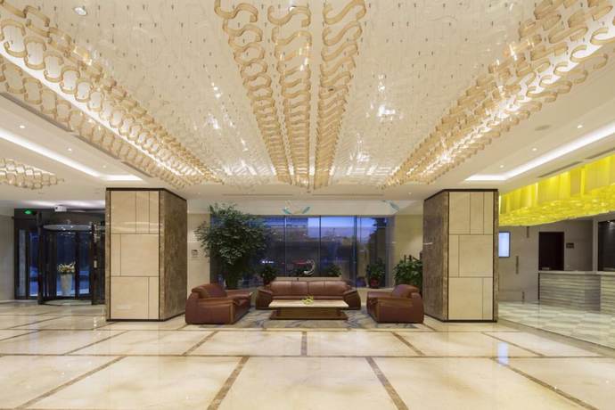 Imagen de los interiores del Hotel Zhonglian Kaixin. Foto 20