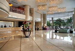 Imagen de los interiores del Hotel Zhongshan Hiyet Oriental Hotel. Foto 6