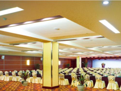 Imagen general del Hotel Zhongzhou International. Foto 13