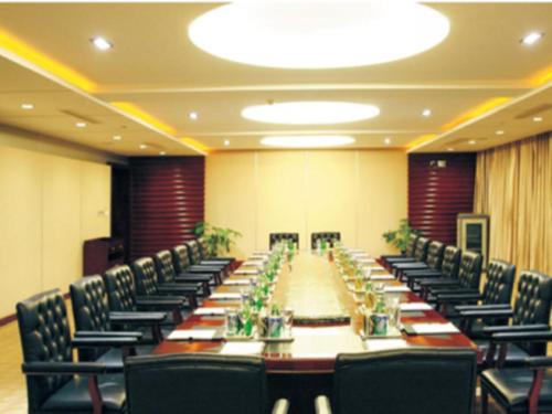 Imagen general del Hotel Zhongzhou International. Foto 19