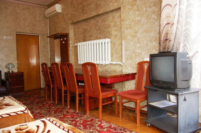 Imagen de la habitación del Hotel Zhovtneviy. Foto 19