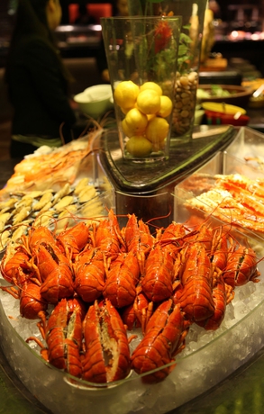 Imagen del bar/restaurante del Hotel Zhuhai Charming Holiday. Foto 1