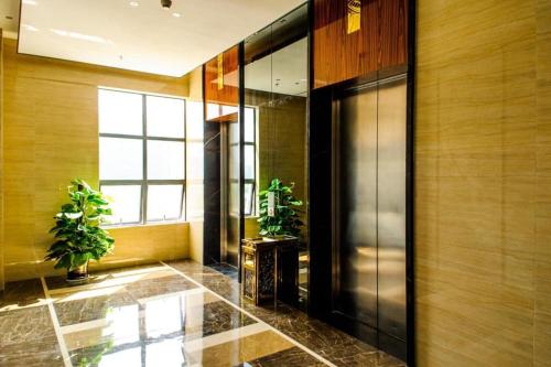 Imagen general del Hotel Zhuhai HongJingWan. Foto 11