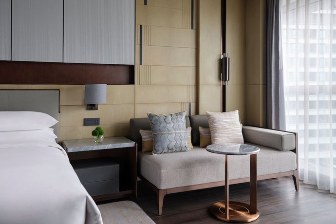 Imagen de la habitación del Hotel Zhuhai Marriott Jinwan. Foto 8