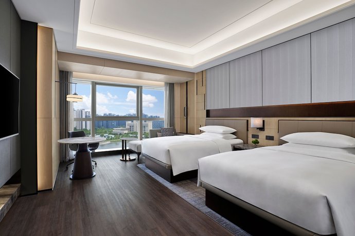 Imagen de la habitación del Hotel Zhuhai Marriott Jinwan. Foto 9