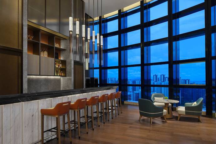 Imagen de los interiores del Hotel Zhuhai Marriott Jinwan. Foto 19
