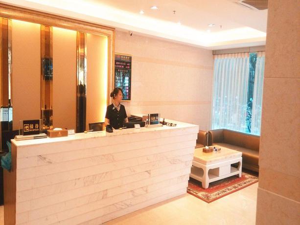 Imagen de los interiores del Hotel Zhuhai Qindao Hotel. Foto 4