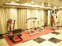 Imagen de los interiores del Hotel Zhuhai Special Economic Zone Hotel. Foto 5