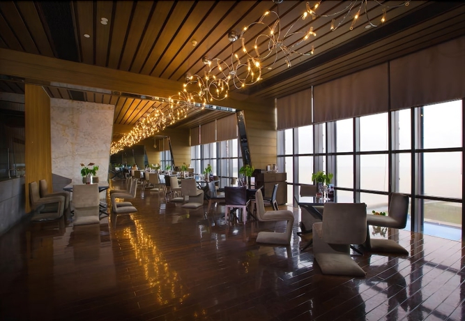 Imagen del bar/restaurante del Hotel Zhuhai Zobon Art. Foto 3