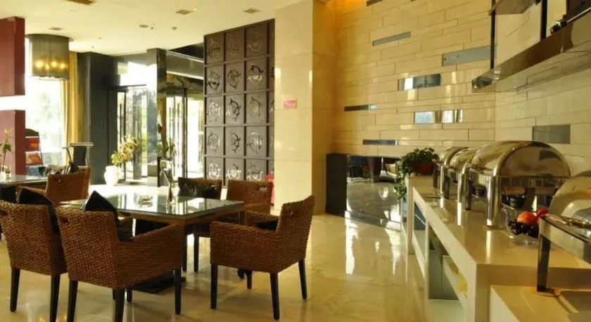 Imagen del bar/restaurante del Hotel Zhuzhou Haoyi. Foto 13