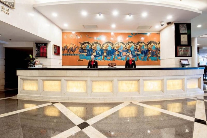 Imagen de los interiores del Hotel Zhuzhou Huatian. Foto 12