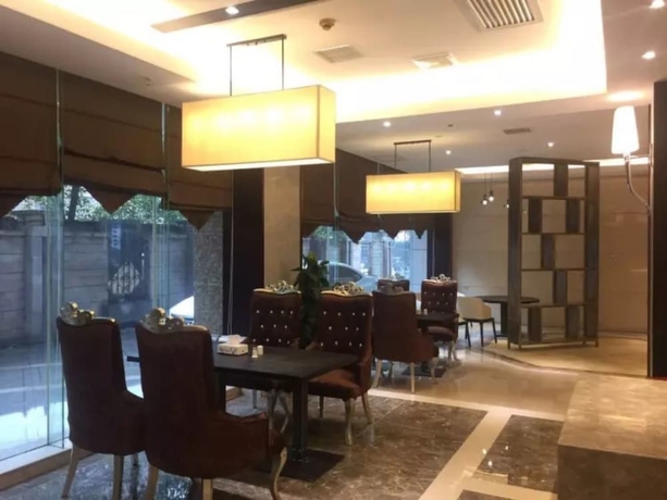 Imagen del bar/restaurante del Hotel Zhuzhou Jinjin Haiyue. Foto 4