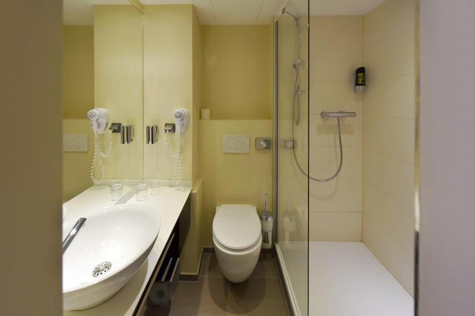 Imagen de la habitación del Hotel Zi And Lounge. Foto 11