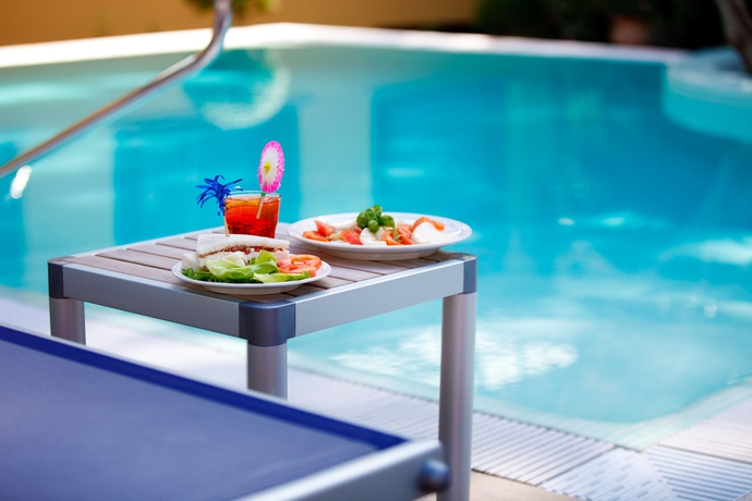 Imagen del bar/restaurante del Hotel Zi' Teresa. Foto 6