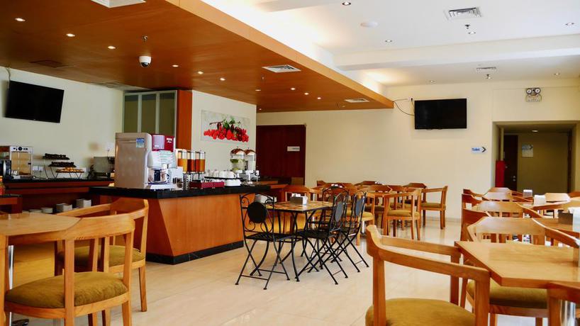 Imagen del bar/restaurante del Hotel Zia Kuta - Chse Certified. Foto 2