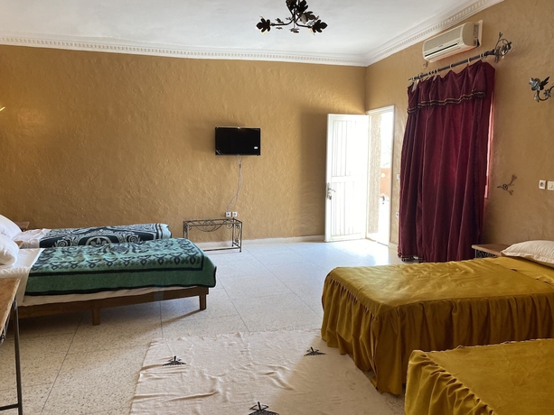 Imagen de la habitación del Hotel Ziad. Foto 2