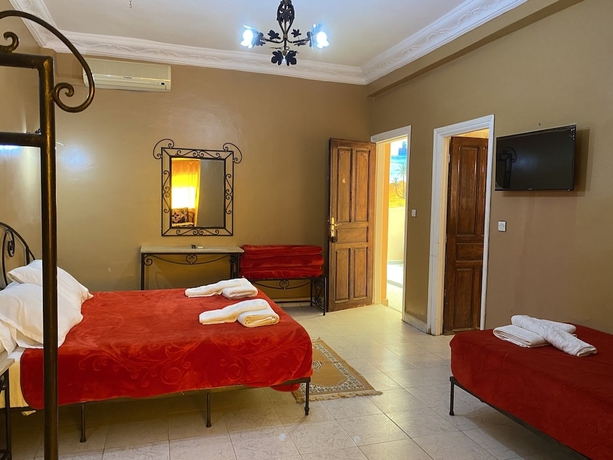 Imagen de la habitación del Hotel Ziad. Foto 7