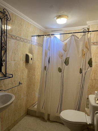 Imagen de la habitación del Hotel Ziad. Foto 14