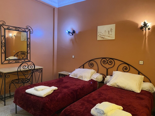 Imagen de la habitación del Hotel Ziad. Foto 17