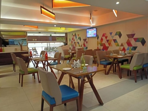 Imagen general del Hotel Zibe Hyderabad By Grt Hotels. Foto 16