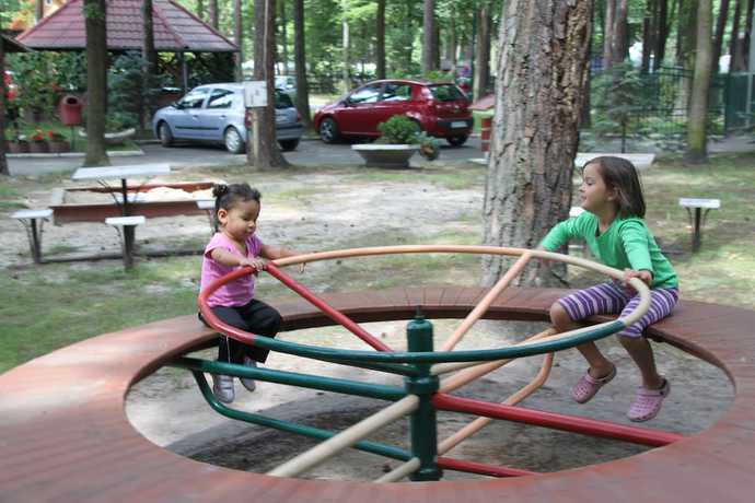 Imagen de los exteriores del Hotel Zielony. Foto 16