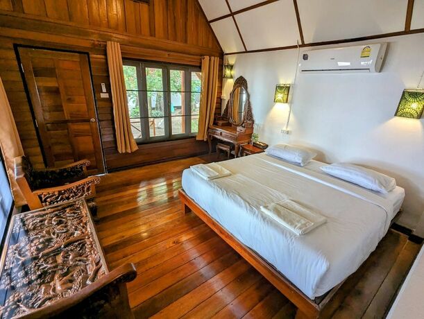 Imagen de la habitación del Hotel Ziggy Stardust. Foto 13