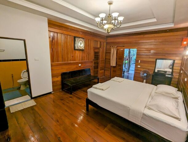 Imagen de la habitación del Hotel Ziggy Stardust. Foto 15