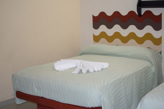 Imagen de la habitación del Hotel Zihua Express. Foto 8