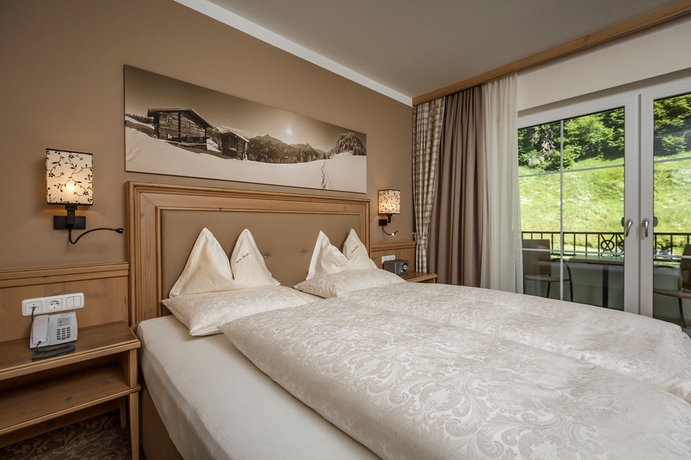 Imagen de la habitación del Hotel Zillergrundrock Luxury Mountain Resort. Foto 6