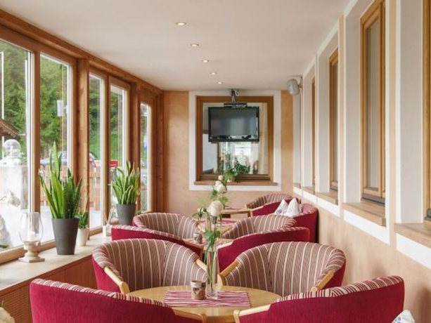 Imagen de los exteriores del Hotel Zillertalerhof. Foto 3