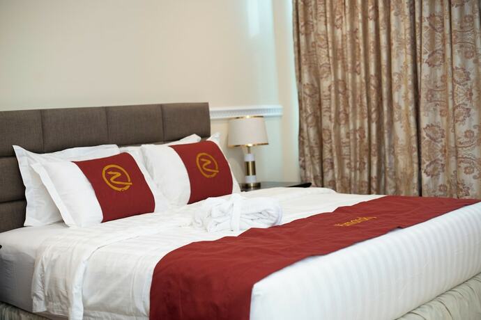Imagen de la habitación del Hotel Zimansky. Foto 19