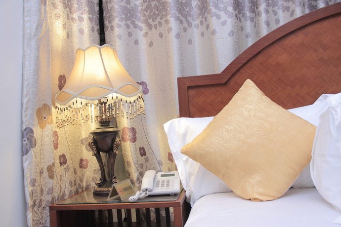 Imagen de la habitación del Hotel Zimbo Golden. Foto 9