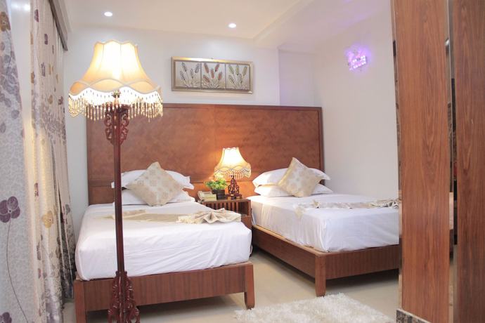 Imagen de la habitación del Hotel Zimbo Golden. Foto 12