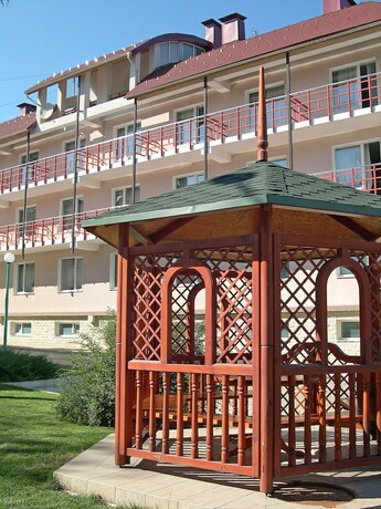 Imagen general del Hotel Zimbru. Foto 7