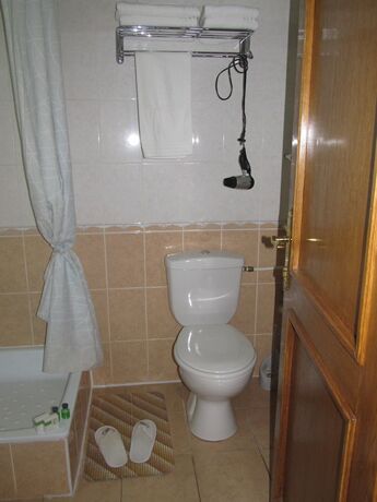 Imagen de la habitación del Hotel Zimbru. Foto 12