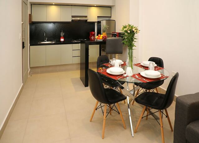 Imagen general del Hotel Zimmer Suites. Foto 11