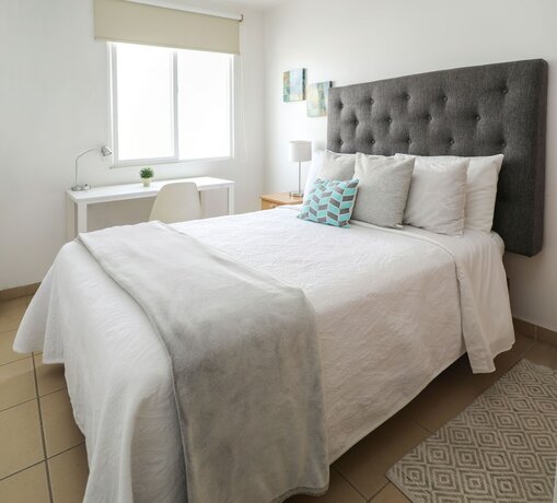 Imagen general del Hotel Zimmer Suites. Foto 16