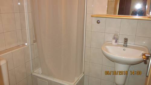 Imagen de la habitación del Hotel Zimn&iacute; Stadion, Bohemia Central. Foto 5