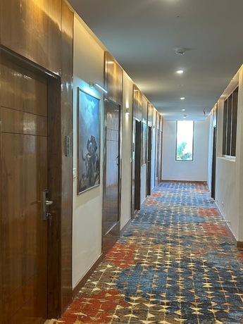 Imagen de los interiores del Hotel Zimskhang Villa. Foto 16
