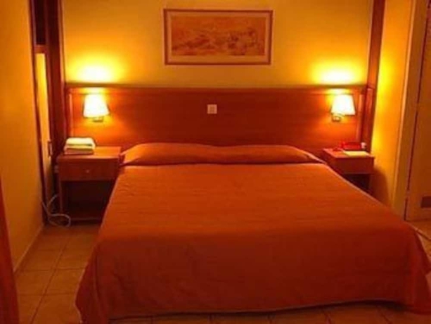 Imagen de la habitación del Hotel Zina Apartments. Foto 3