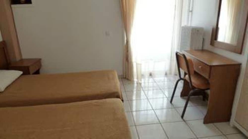 Imagen de la habitación del Hotel Zina Apartments. Foto 9