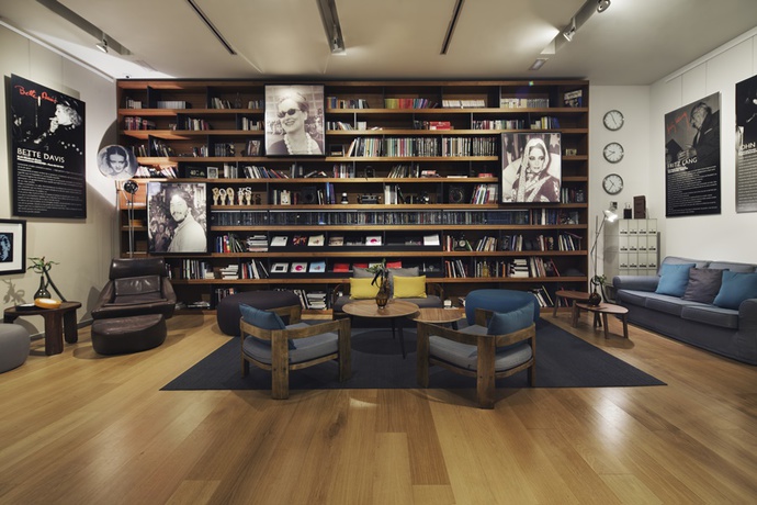 Imagen general del Hotel Zinema7. Foto 11