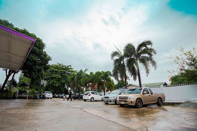 Imagen de los exteriores del Hotel Zing. Foto 8