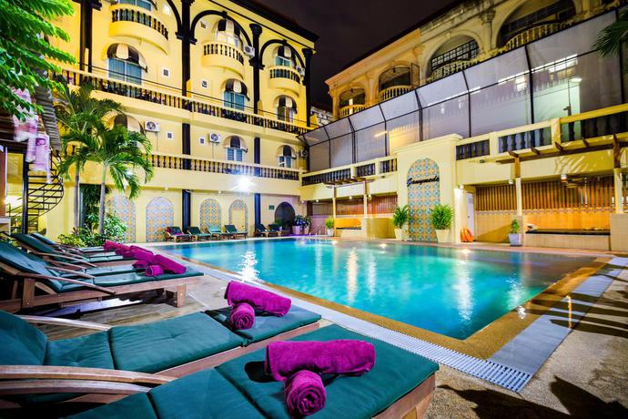 Imagen de la piscina del Hotel Zing Resort and Spa. Foto 12