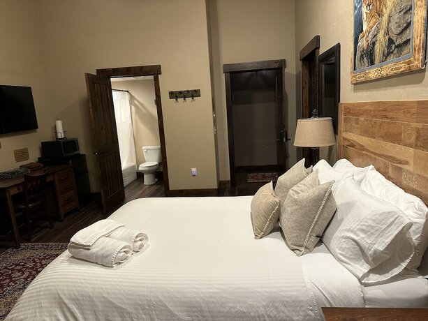 Imagen de la habitación del Hotel Zion Cliff Lodge. Foto 18